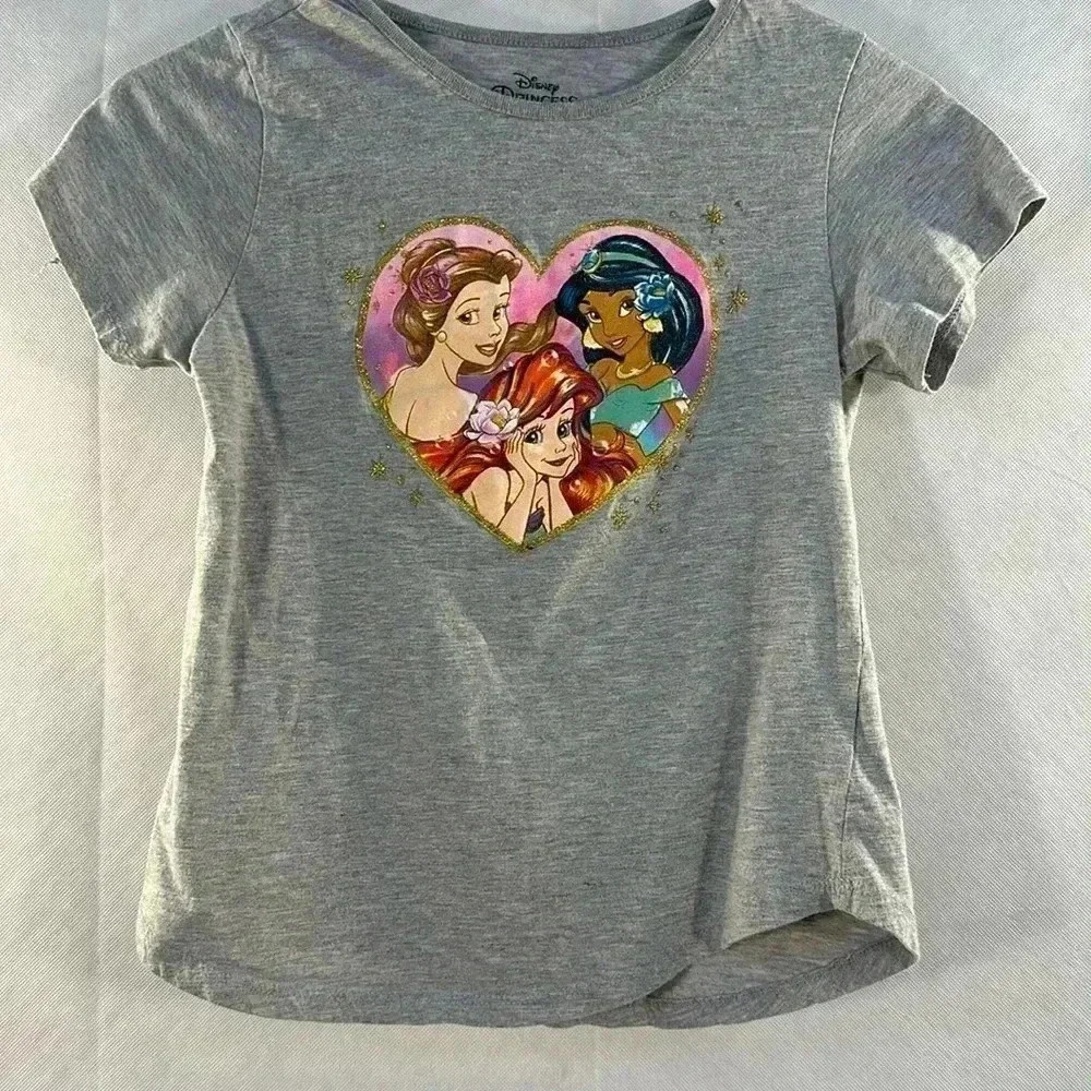 Disney Princess Girls Graphic t-shirt Size Large